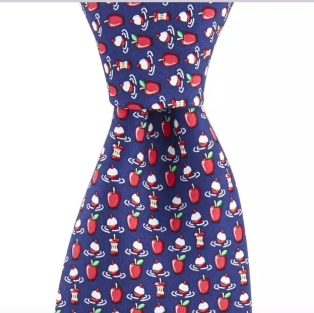 Vineyard Vines Bobbing For Apples boys silk tie